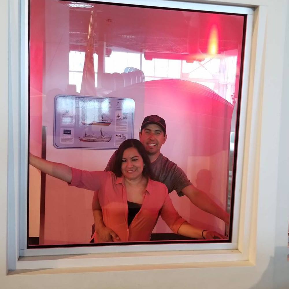 Meet your Posher, Luz